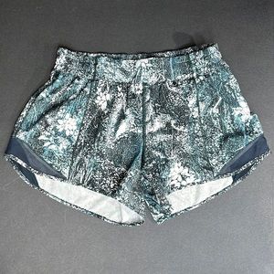 Lululemon Hotty Hot Shorts in Wildwood White Multi / Nocturnal Teal [1766]